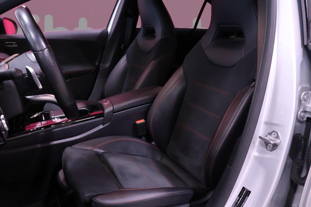 MERCEDES-BENZ A 2019