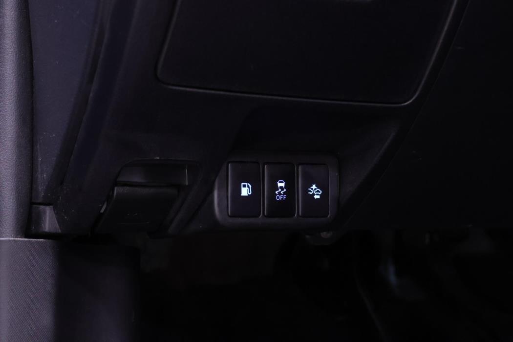 TOYOTA Avensis 2016