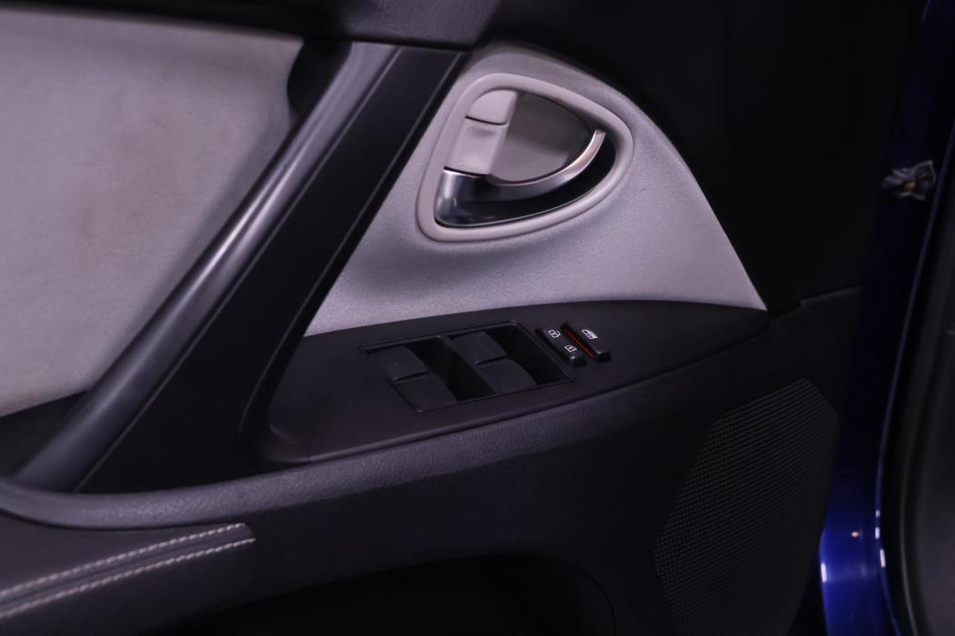 TOYOTA Avensis 2016