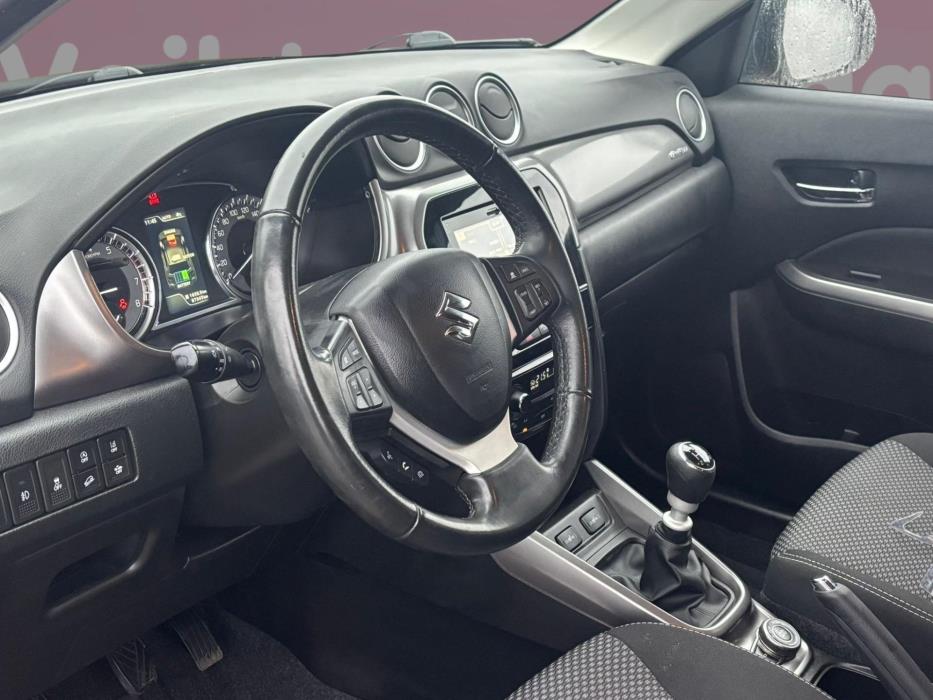 SUZUKI Vitara 2021