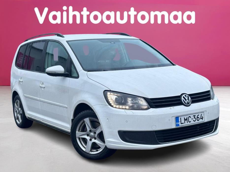 VOLKSWAGEN Touran 2013