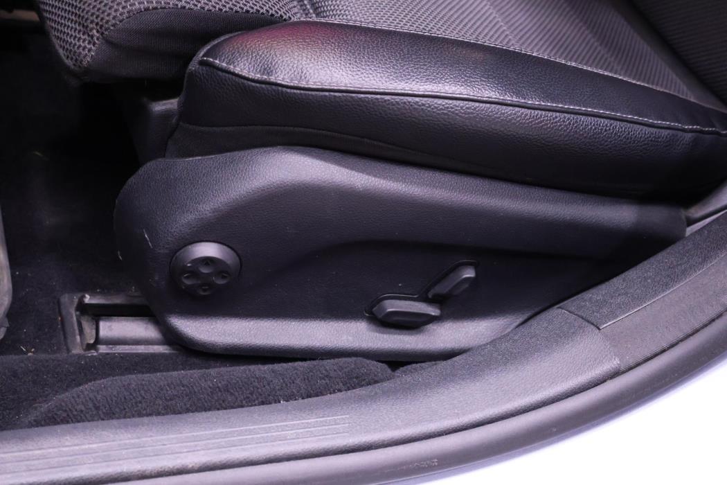 MERCEDES-BENZ E 2017