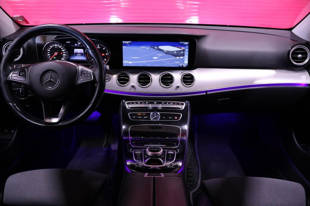 MERCEDES-BENZ E 2017