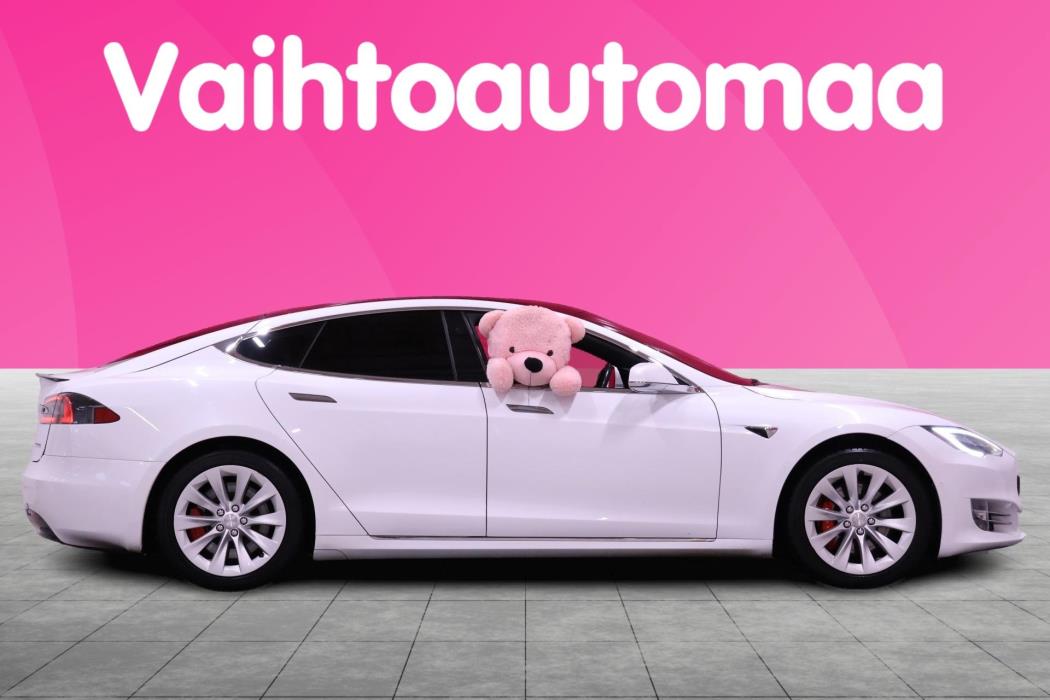 TESLA Model S 2021