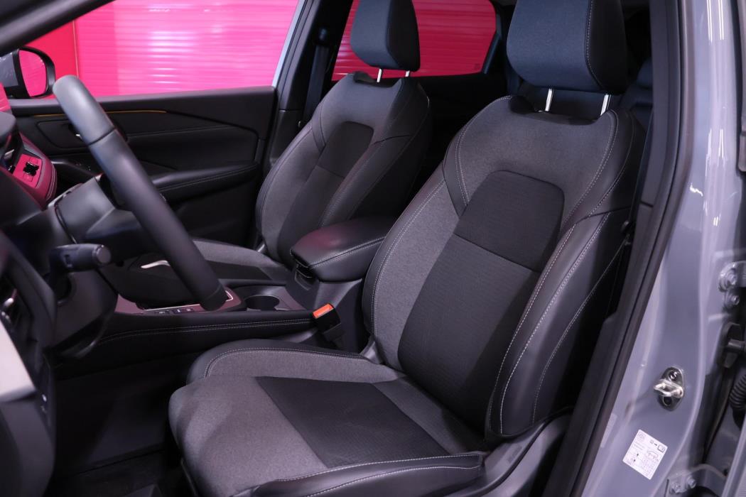 NISSAN Qashqai 2025