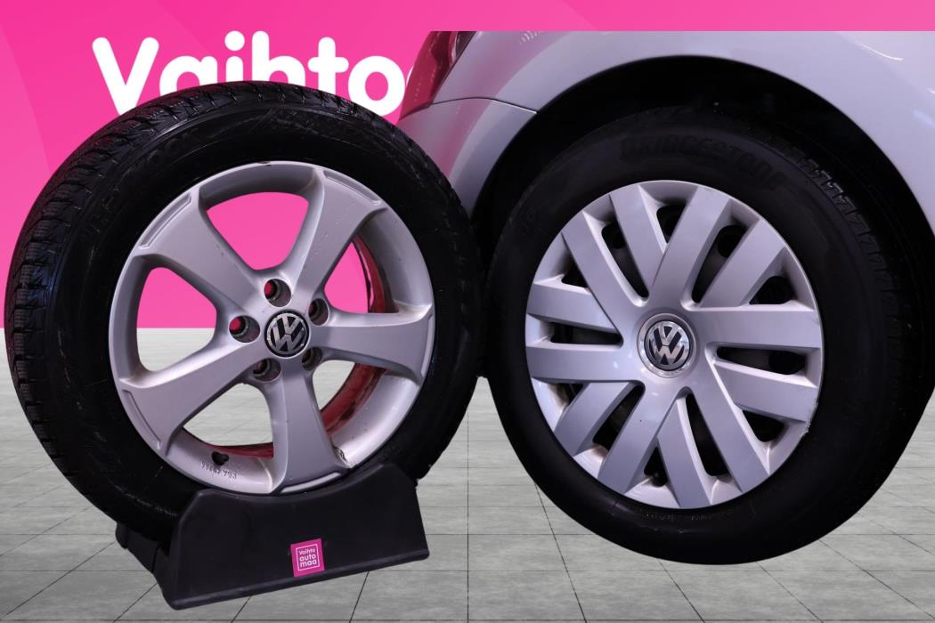 VOLKSWAGEN Polo 2011