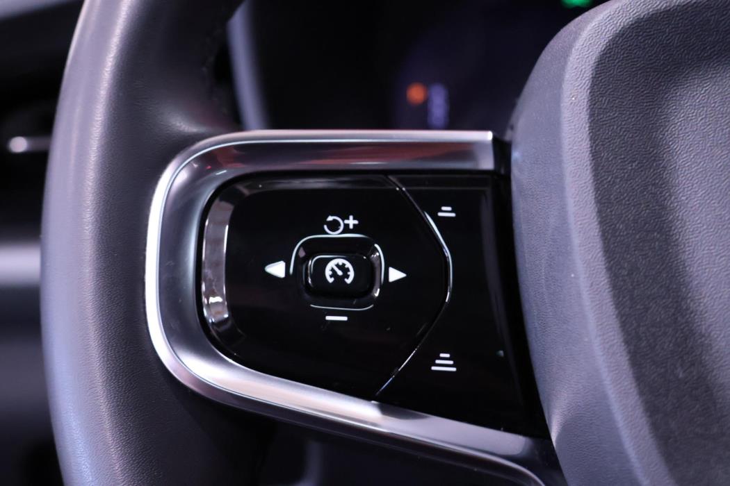 POLESTAR 2 2023