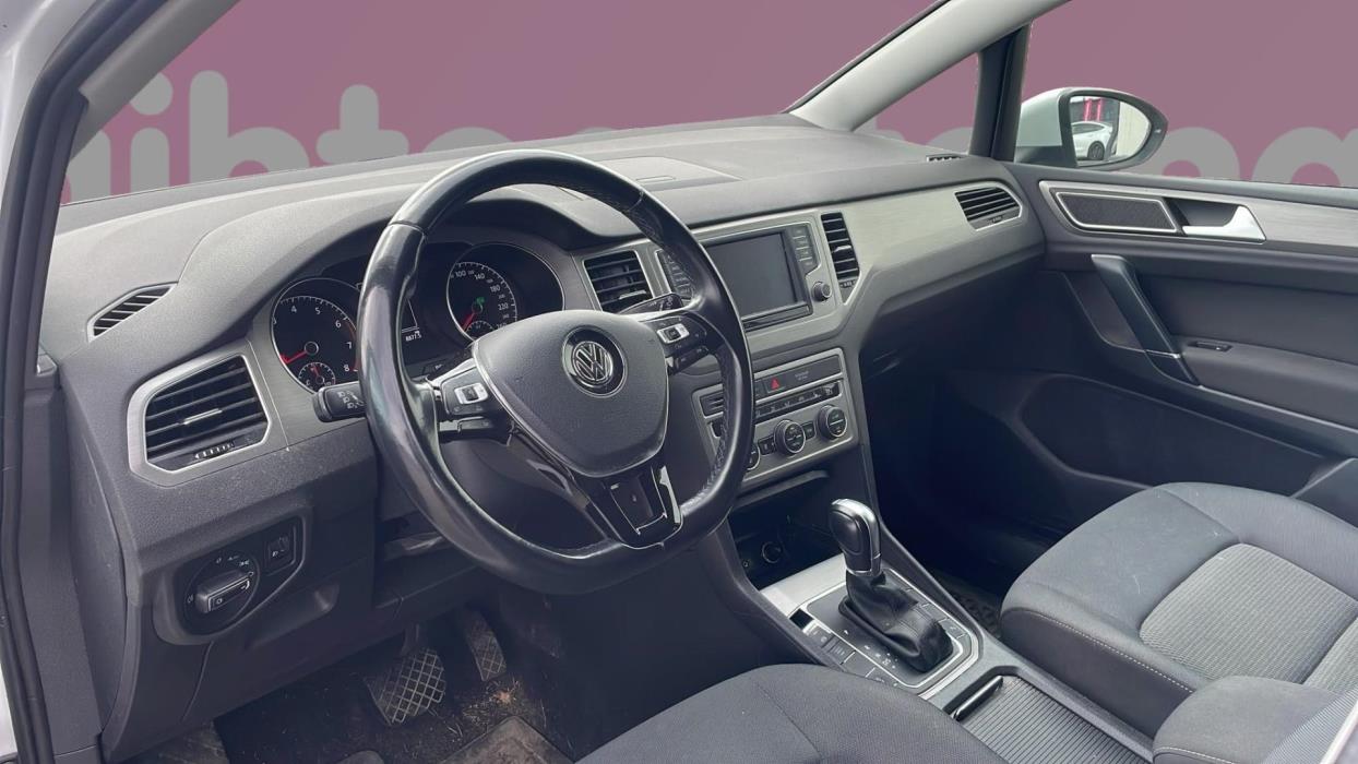 VOLKSWAGEN Golf Sportsvan 2018