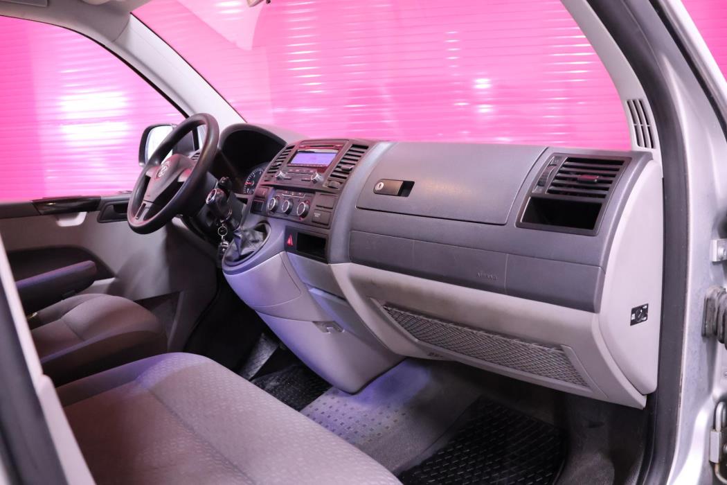 VOLKSWAGEN Transporter 2010