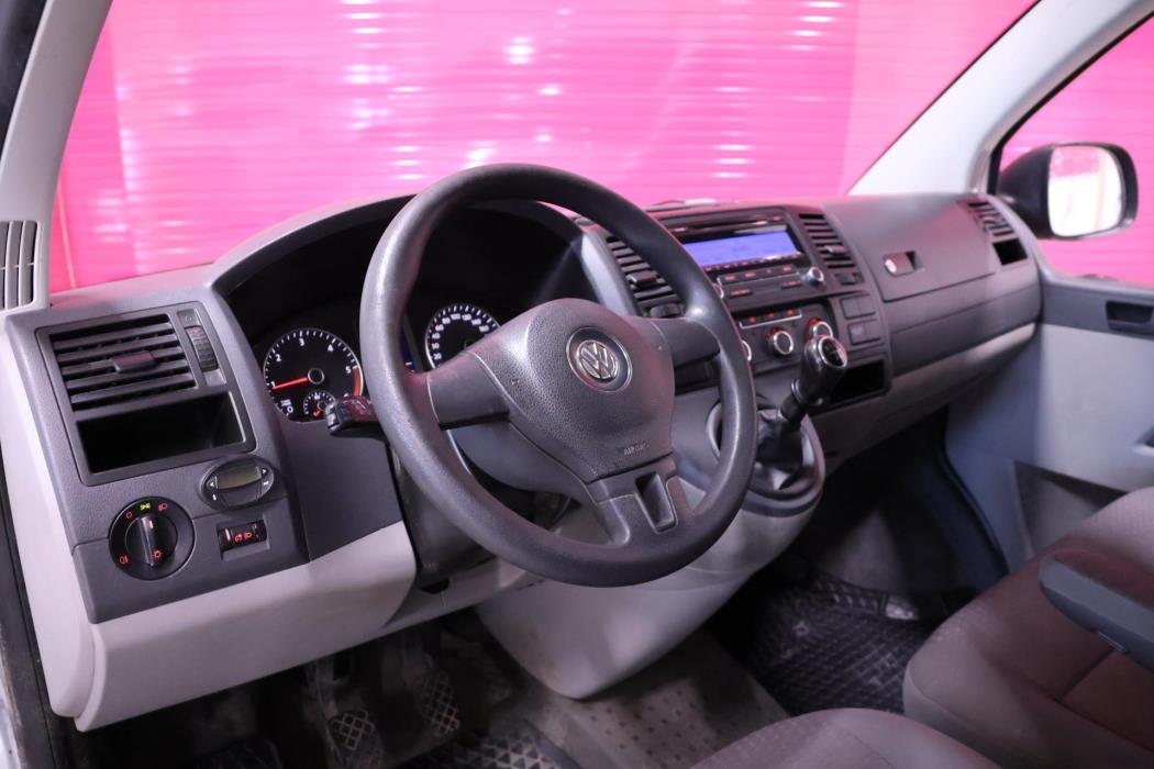 VOLKSWAGEN Transporter 2010