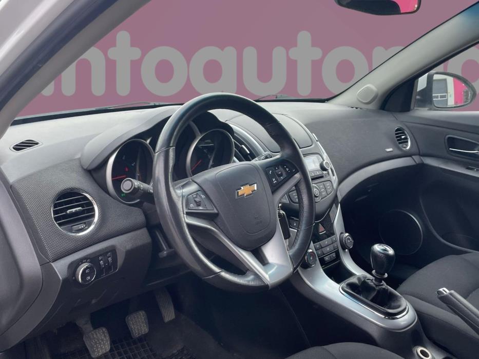 CHEVROLET Cruze 2013