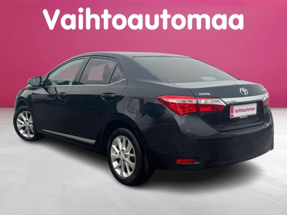 TOYOTA Corolla 2013