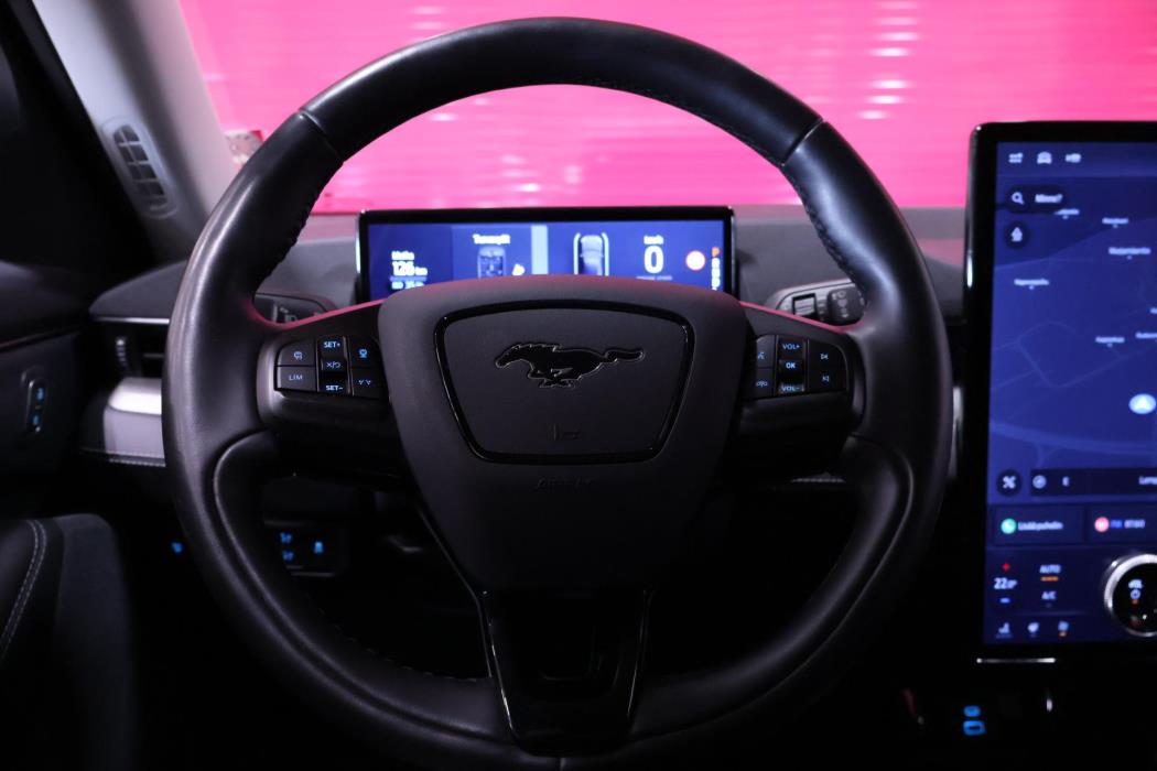 FORD Mustang Mach-E 2021