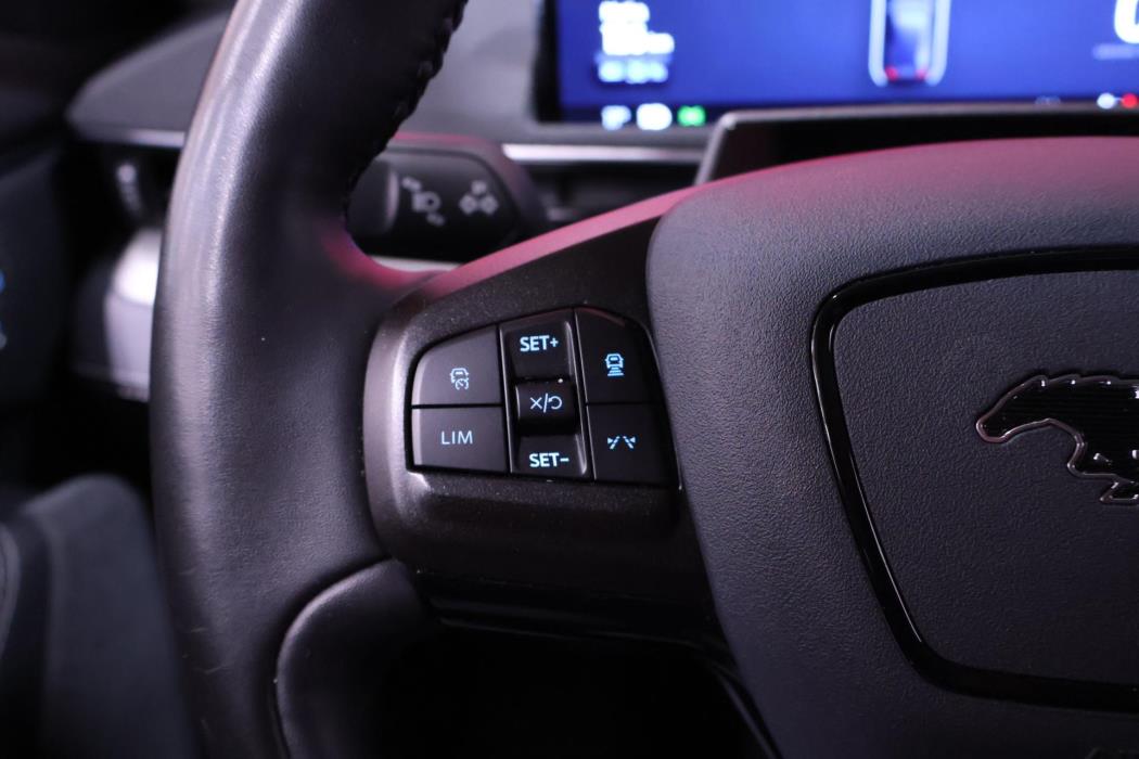 FORD Mustang Mach-E 2021