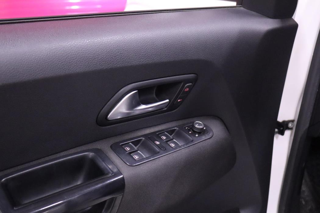 VOLKSWAGEN Amarok 2018