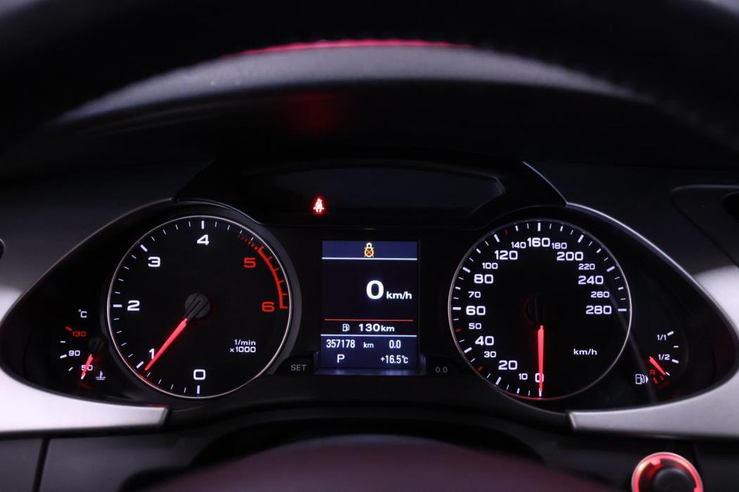 AUDI A4 2011