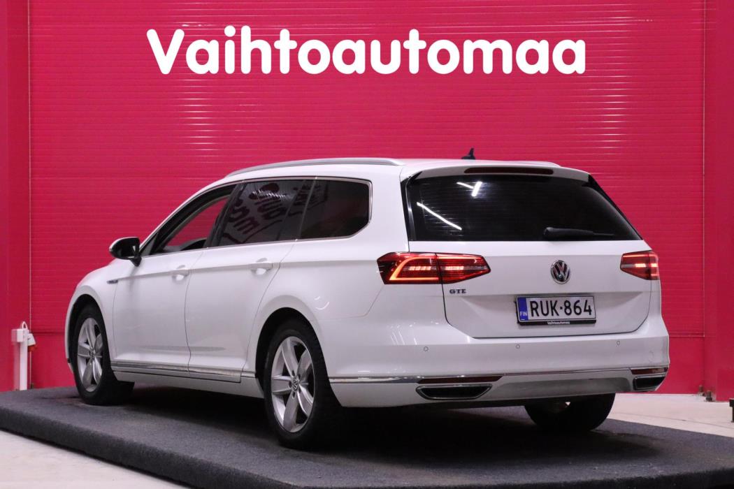 VOLKSWAGEN Passat 2017
