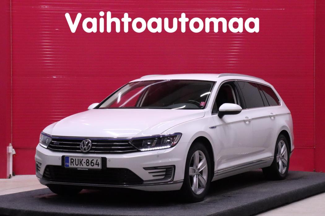 VOLKSWAGEN Passat 2017