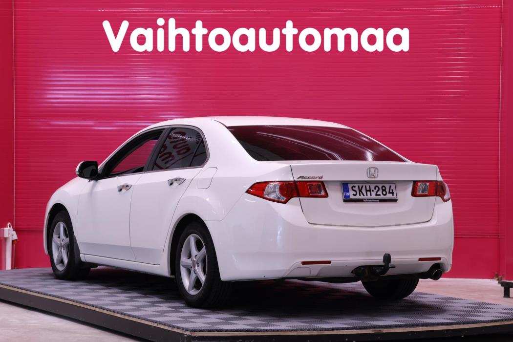 HONDA Accord 2011