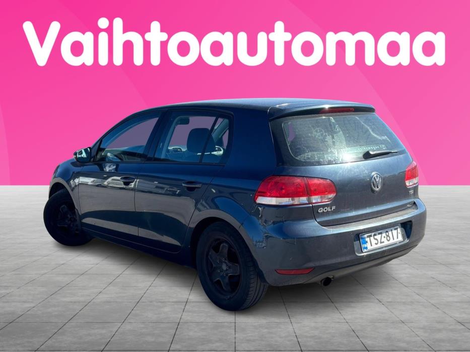 VOLKSWAGEN Golf 2010