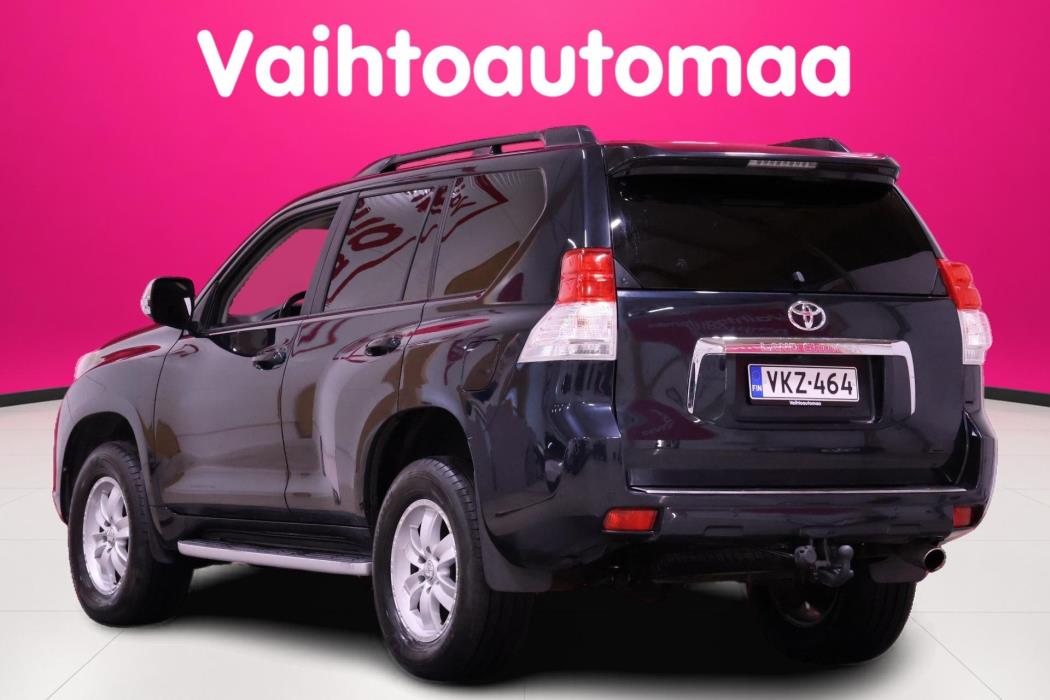 TOYOTA Land Cruiser 2010