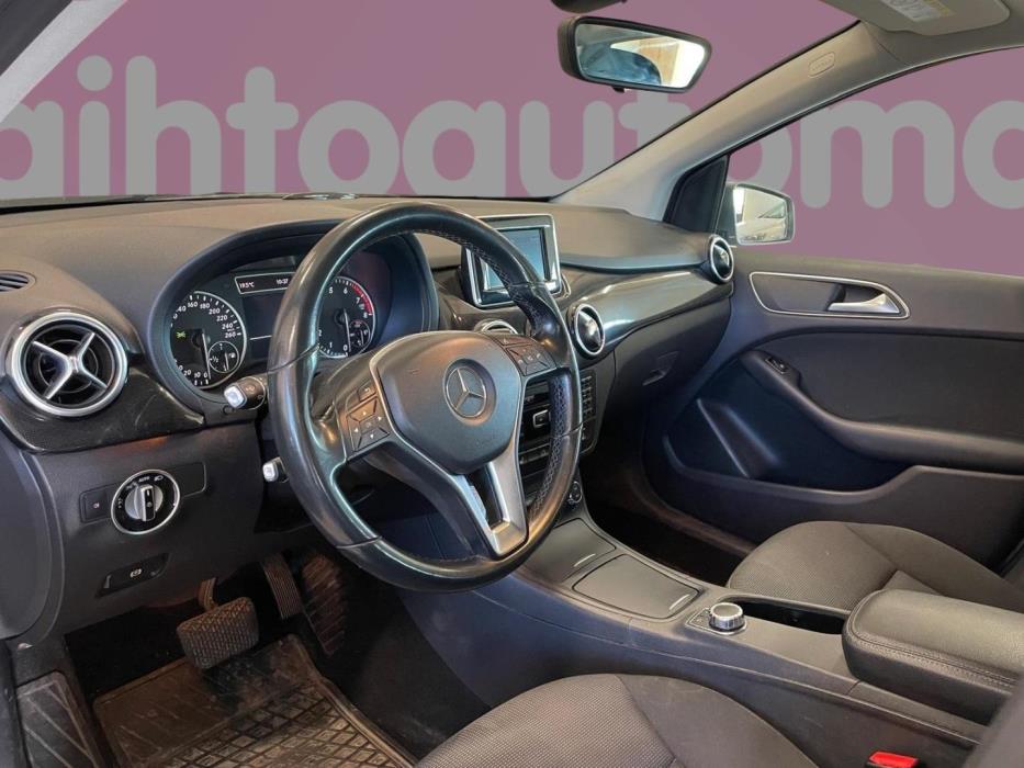 MERCEDES-BENZ B 2014