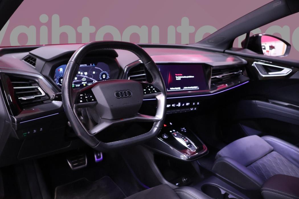 AUDI Q4 e-tron 2022