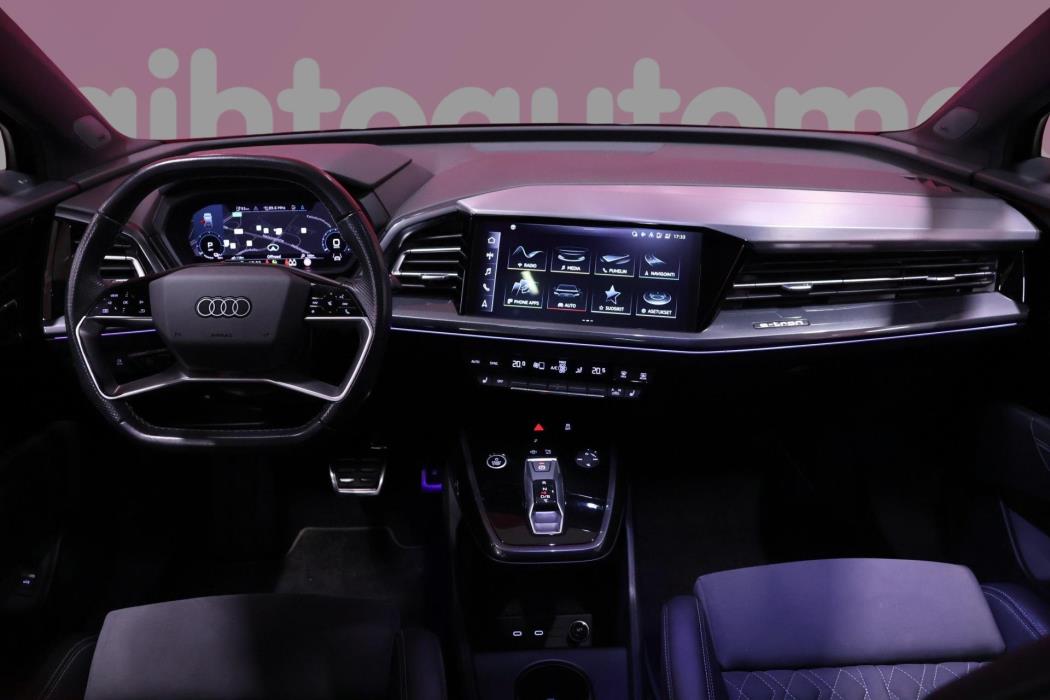 AUDI Q4 e-tron 2022