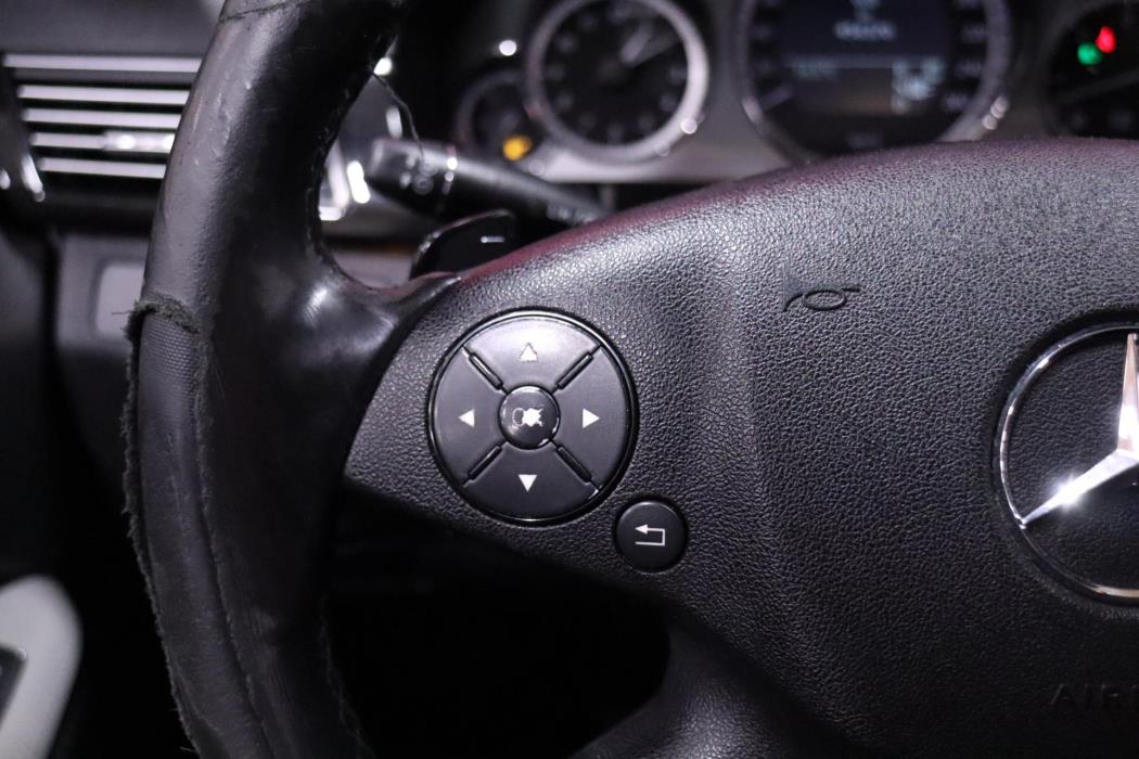 MERCEDES-BENZ E 2009