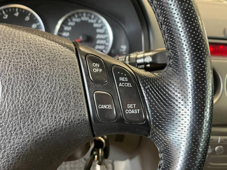 MAZDA 6 2003
