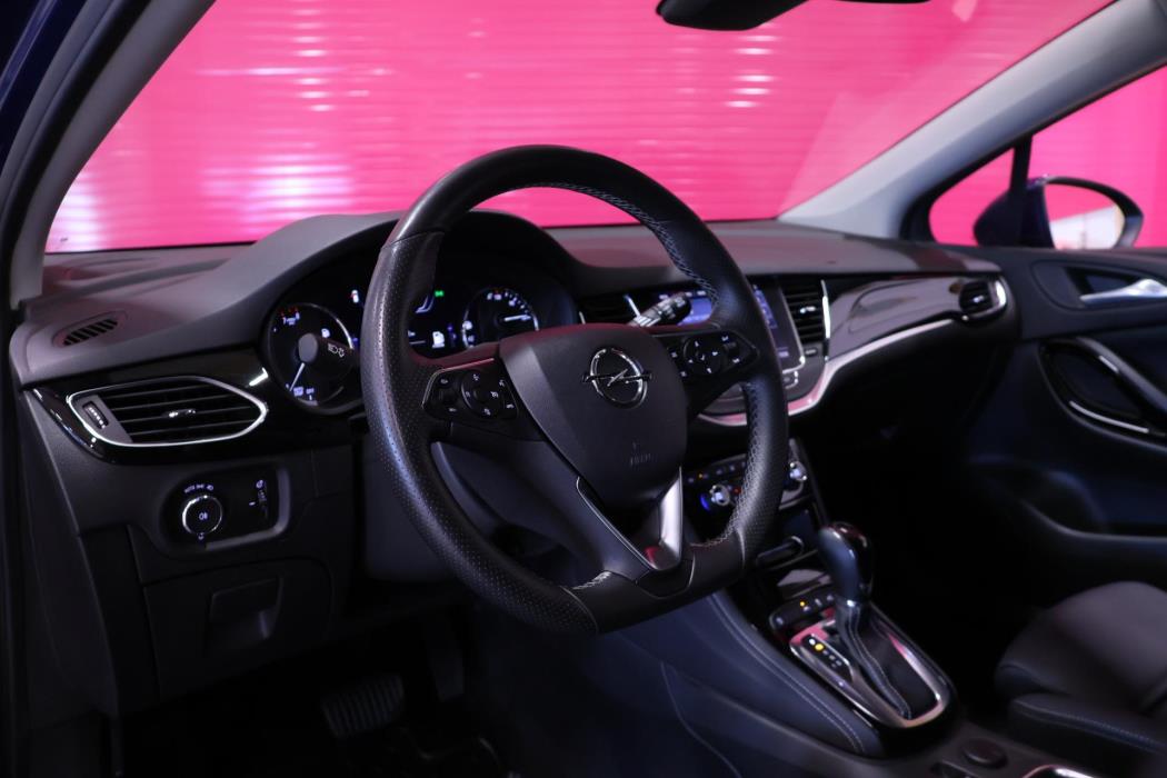 OPEL Astra 2021