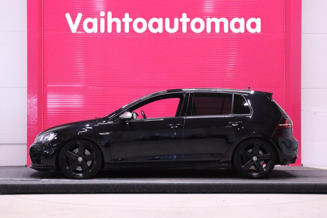 VOLKSWAGEN Golf 2014