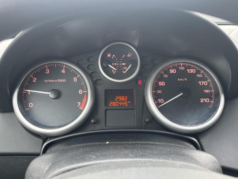 PEUGEOT 207 2007