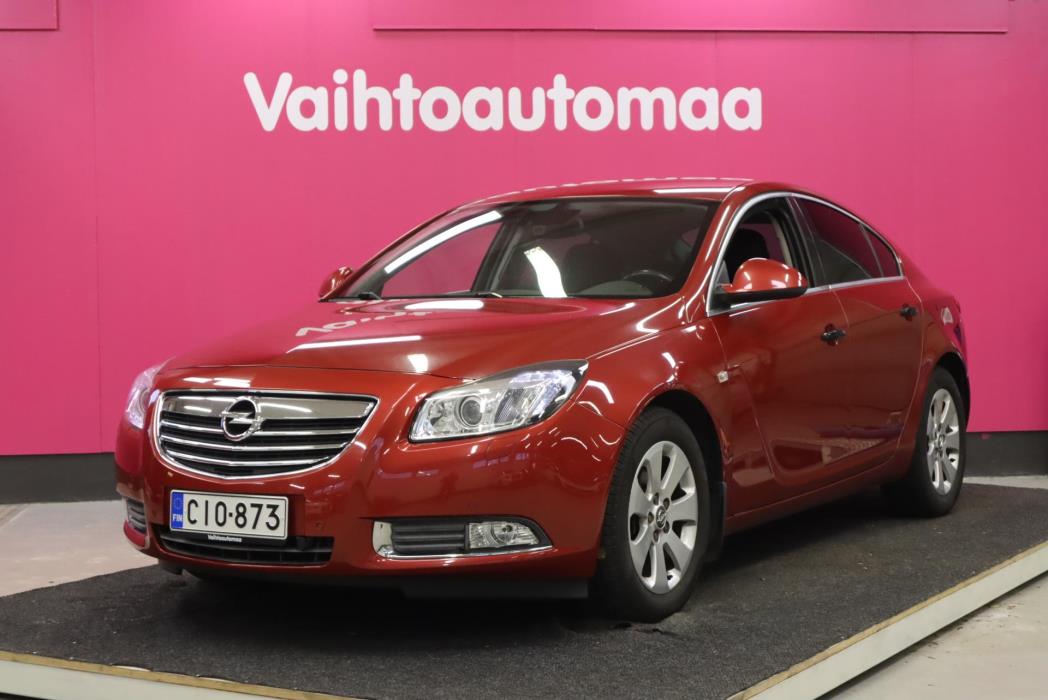 OPEL Insignia 2012