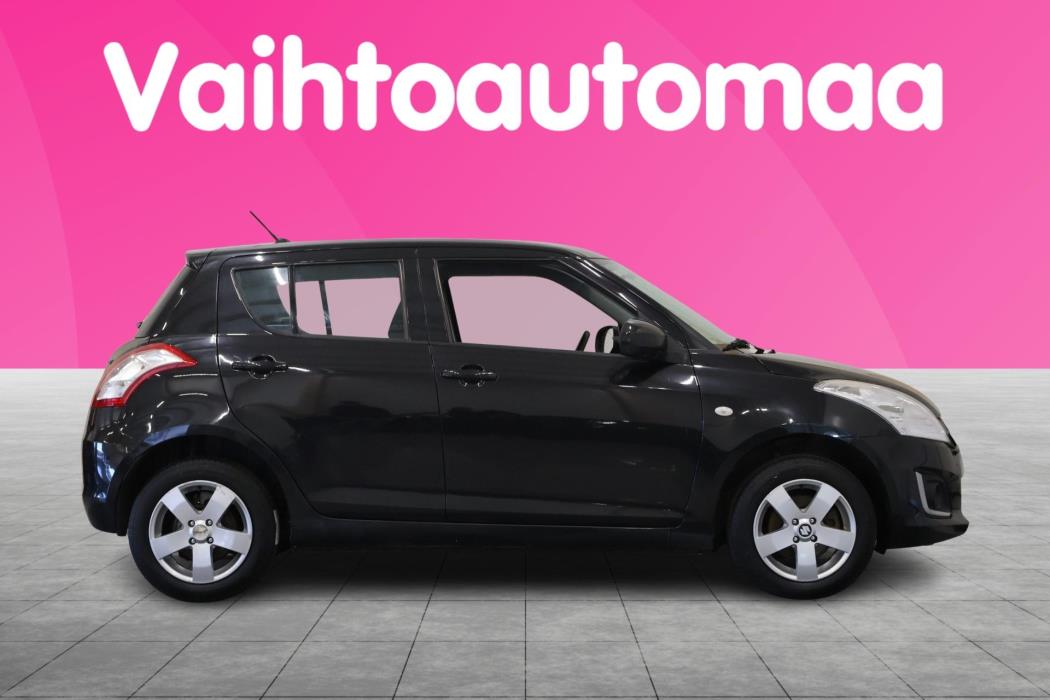 SUZUKI Swift 2013
