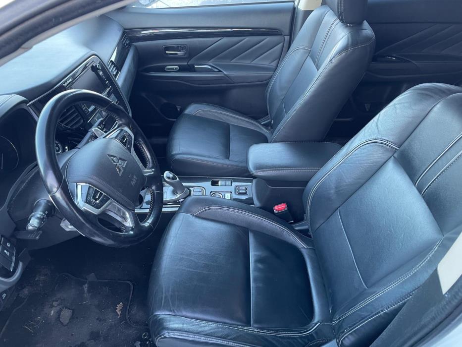 MITSUBISHI Outlander PHEV 2018