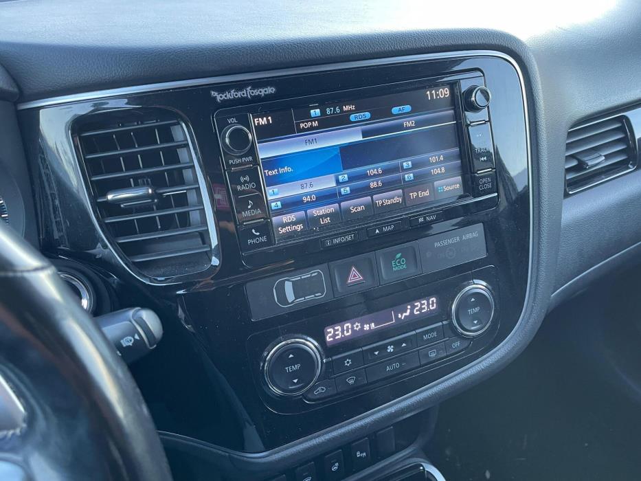 MITSUBISHI Outlander PHEV 2018