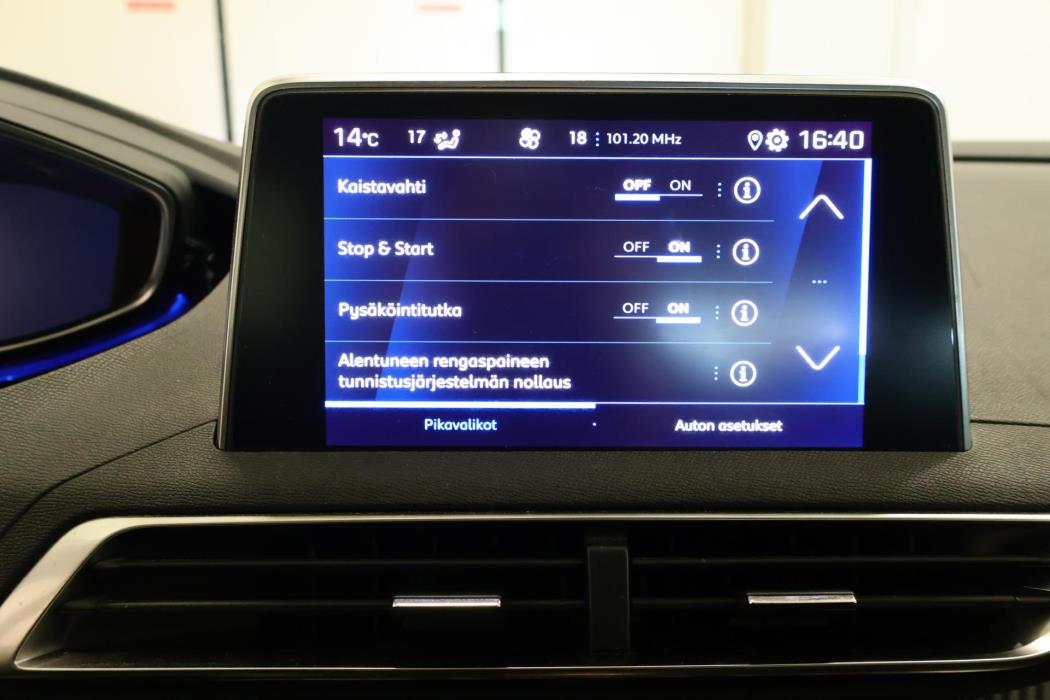 PEUGEOT 3008 2020