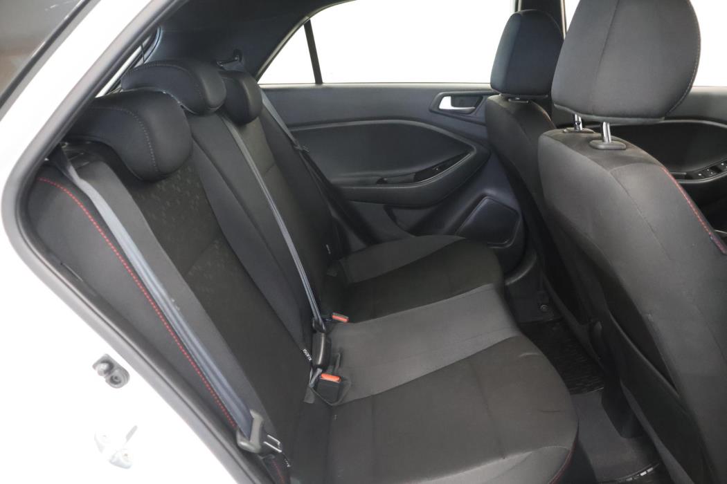 HYUNDAI i20 2020