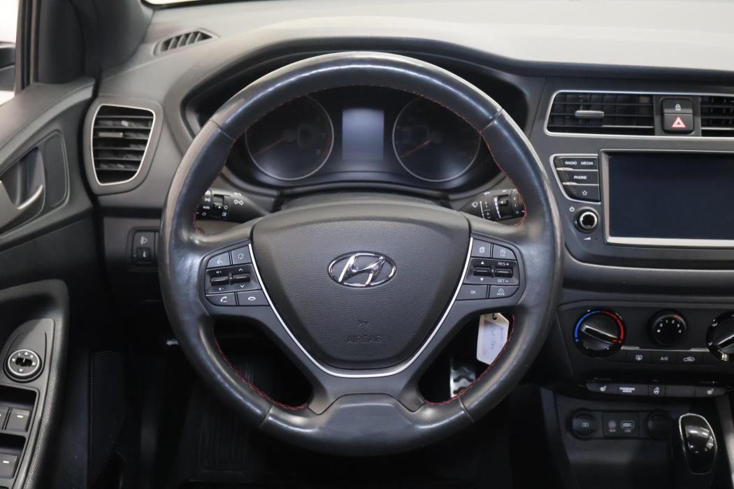 HYUNDAI i20 2020