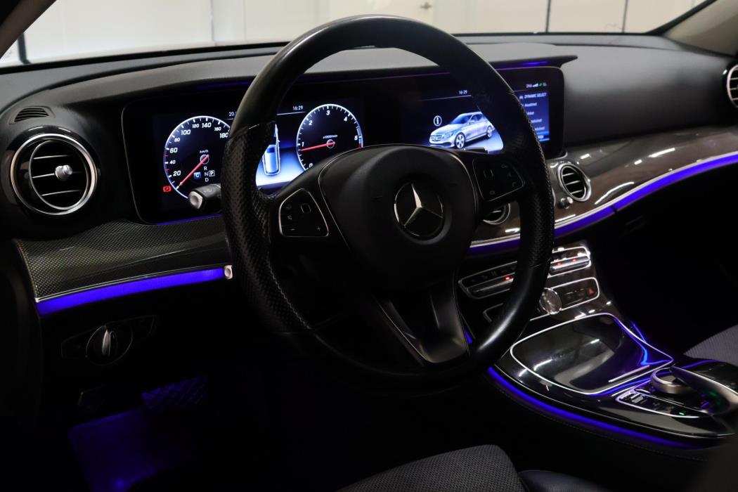 MERCEDES-BENZ E 2017