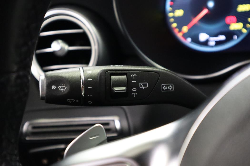 MERCEDES-BENZ C 2019