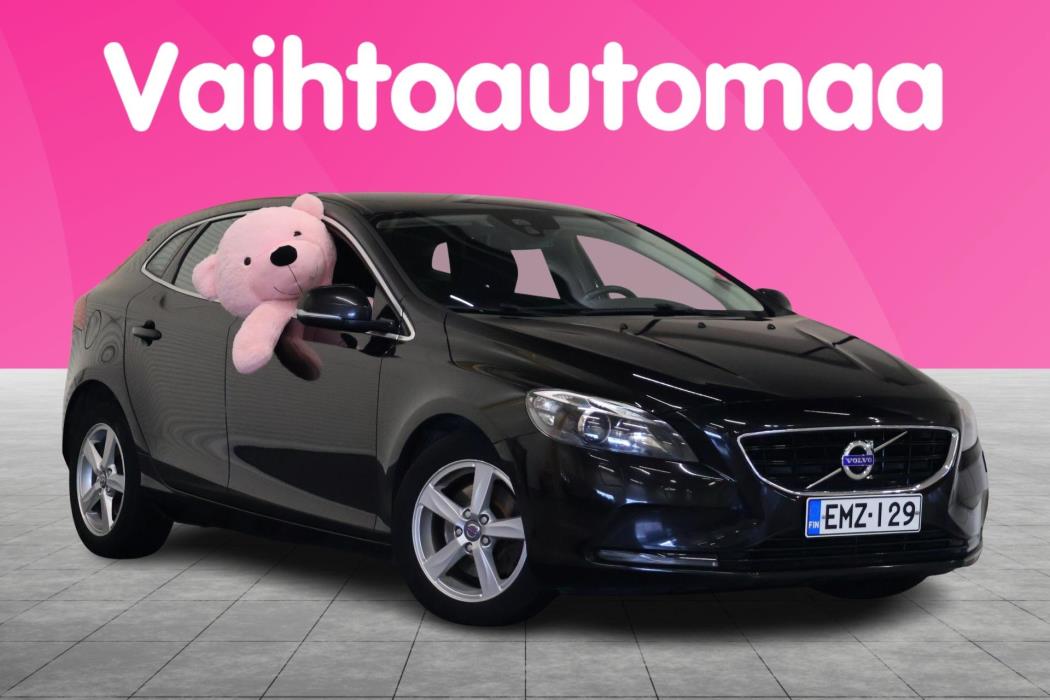 VOLVO V40 2015