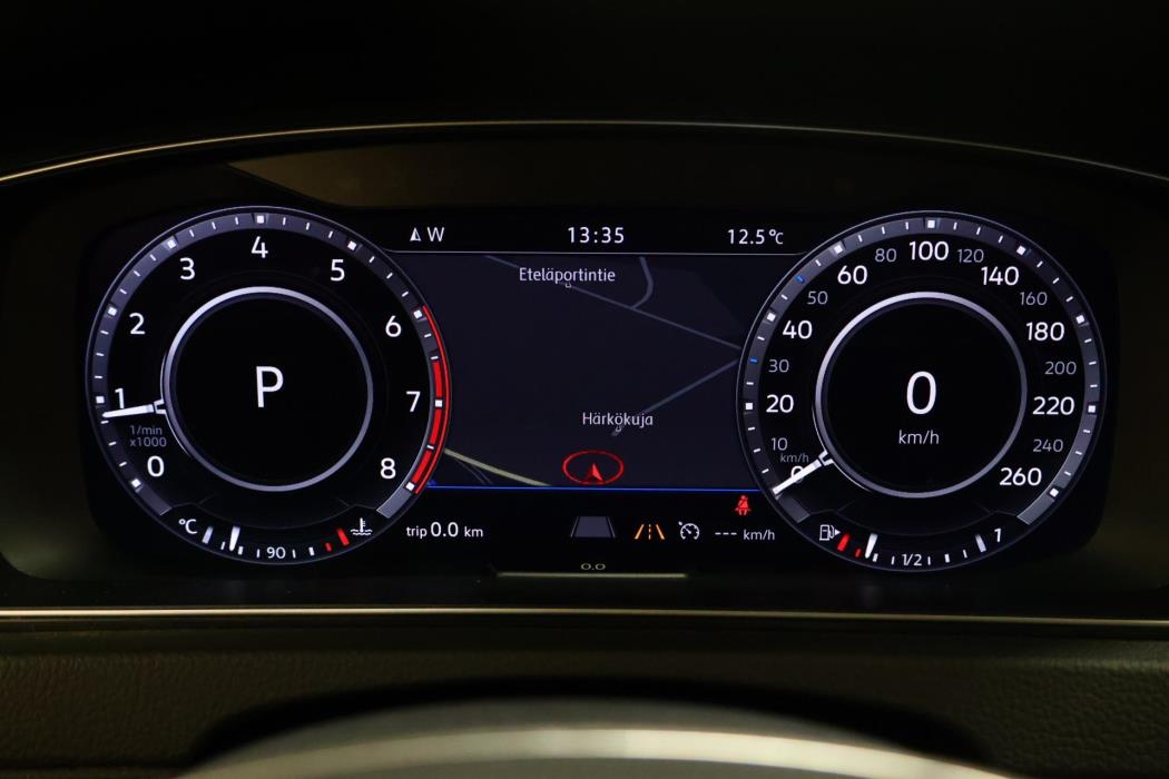 VOLKSWAGEN Golf 2018