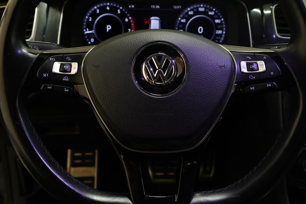 VOLKSWAGEN Golf 2018