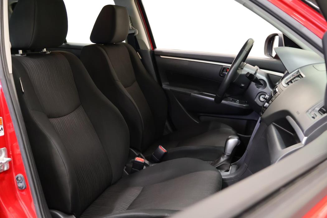 SUZUKI Swift 2011