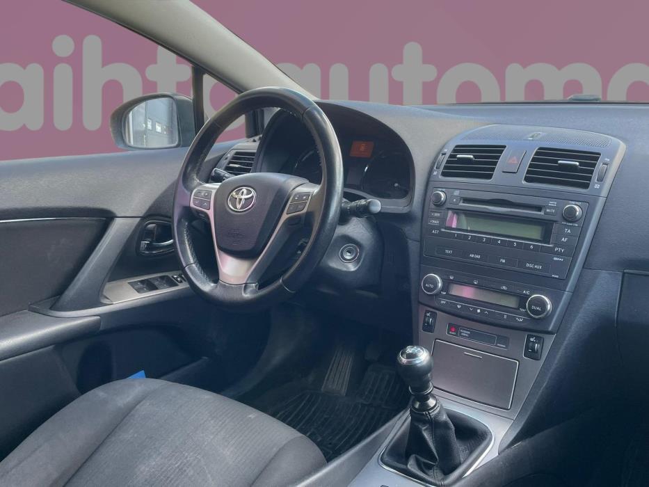 TOYOTA Avensis 2009