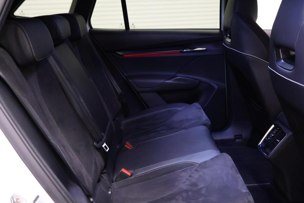 SKODA Enyaq 2023
