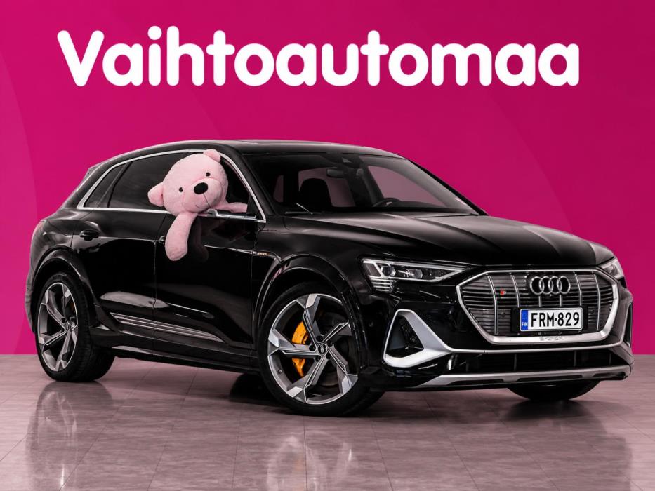 AUDI e-tron 2022