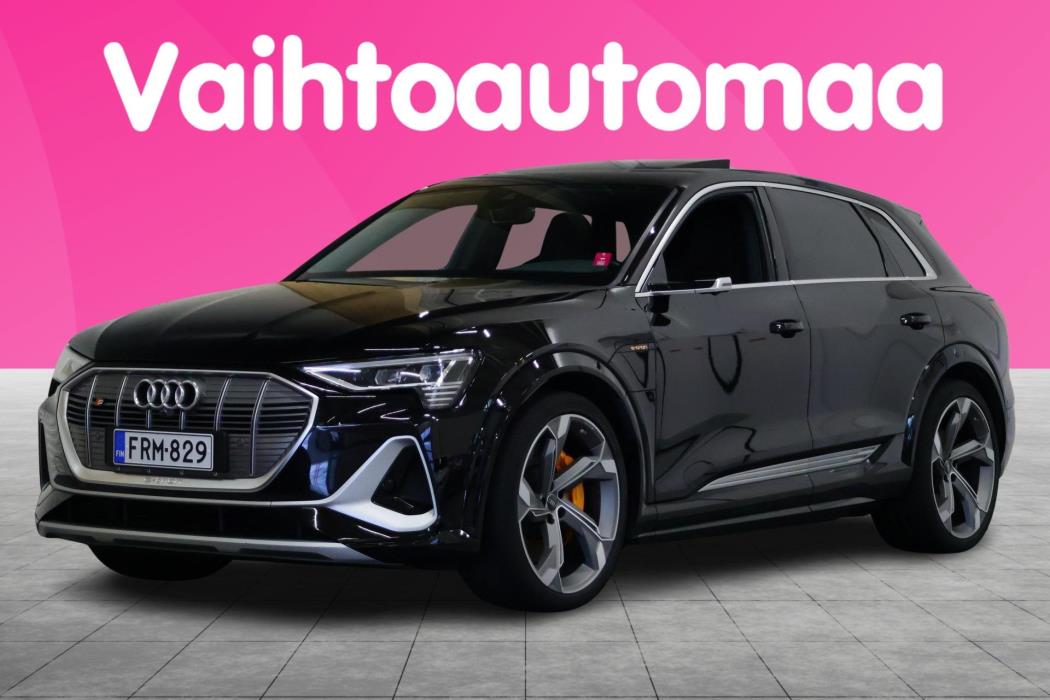 AUDI e-tron 2022